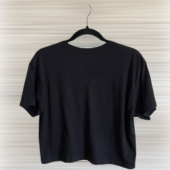 Floral Butterfly Dri Fit Crop Top | SIZE S - Picture 2 of 3